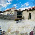 Casa Da Fonte De Cima - Moderna Com Piscina * Celorico De Basto