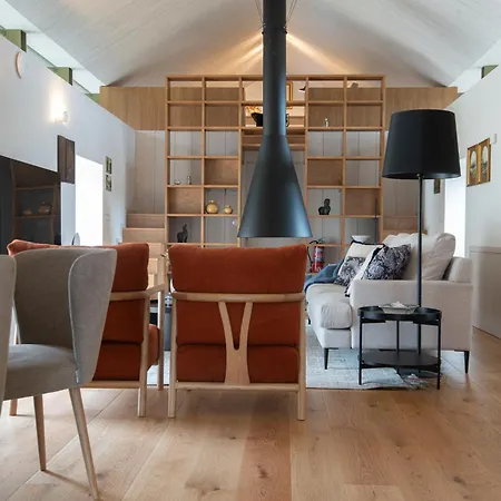 Casa Da Fonte De Cima Kır Evi *