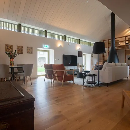 Casa Da Fonte De Cima Com Piscina E Natureza