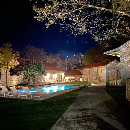 Casa Da Fonte De Cima Kır Evi *