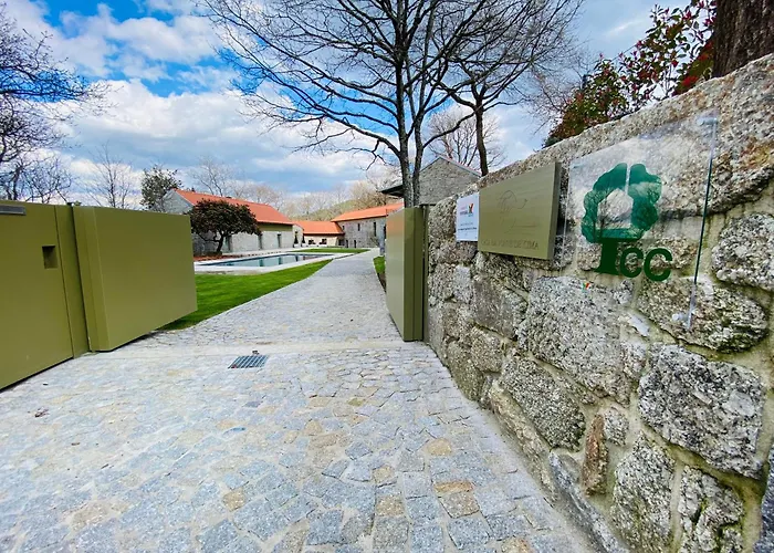 Casa Da Fonte De Cima - Turismo Rural & Piscina カントリーハウス *